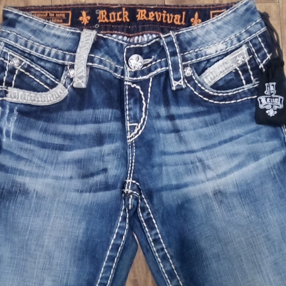 Rock Revival NWOT Women's 26 Amy Flare Embellished Embroidered Distressed - Picture 2 of 16
